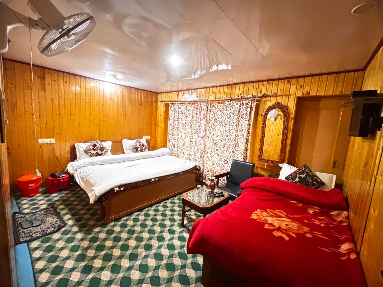 hotel-bright-palace-pahalgam (9)